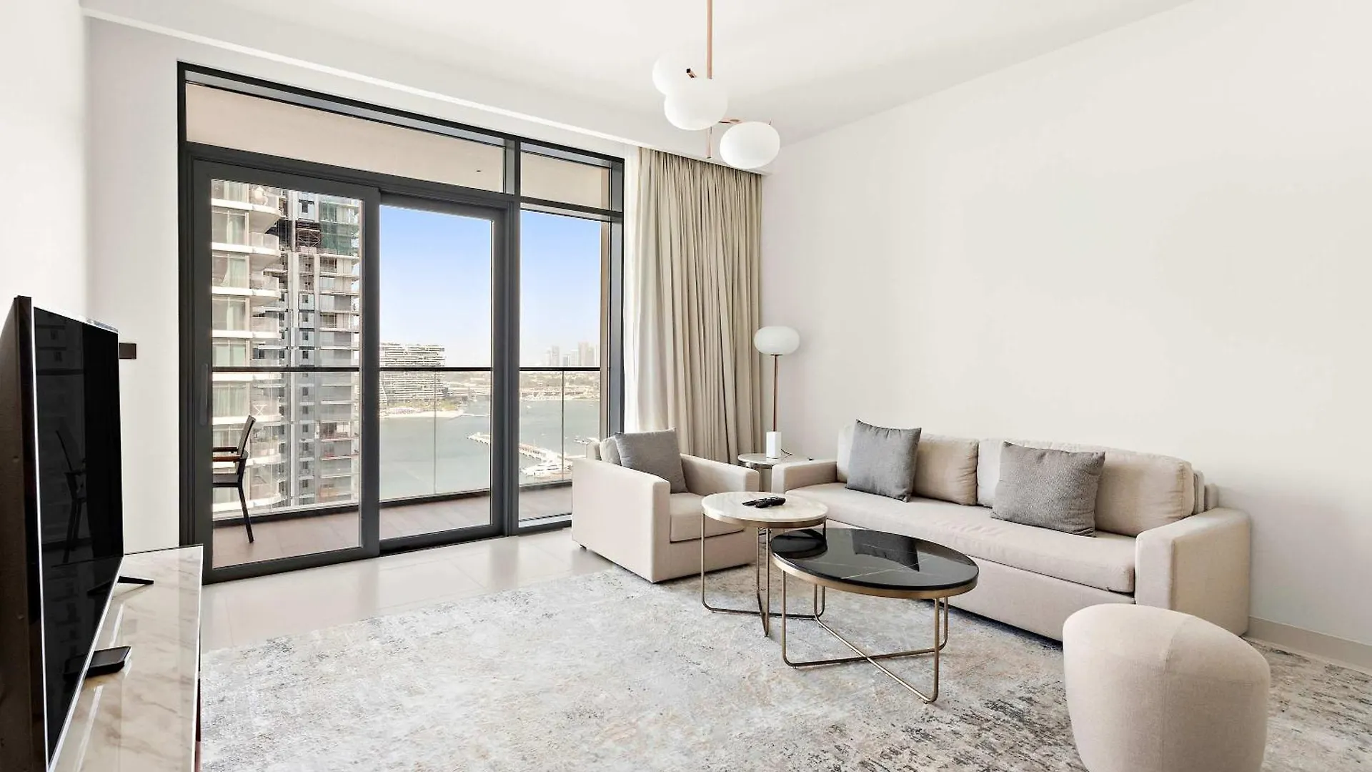 Silkhaus Cozy 1 Bdr In Marina Vista Private Beach Dubai